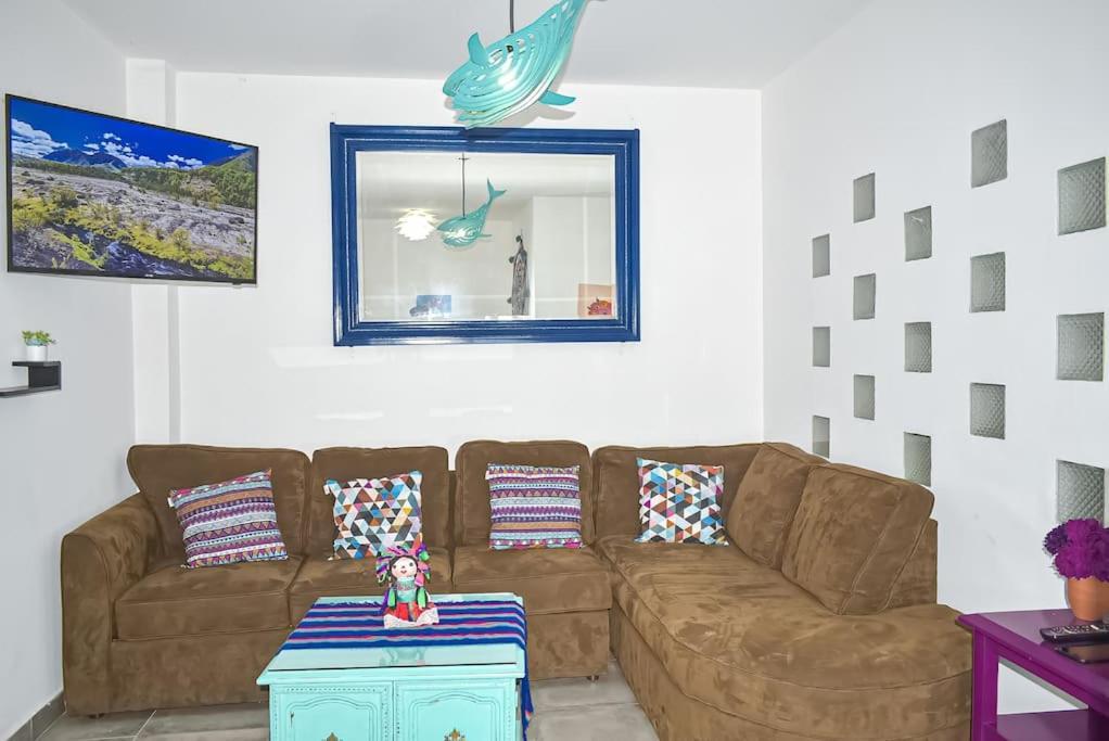 Downtown Beautiful 2Br Apartment Blocks From Beach #5 La Paz Esterno foto