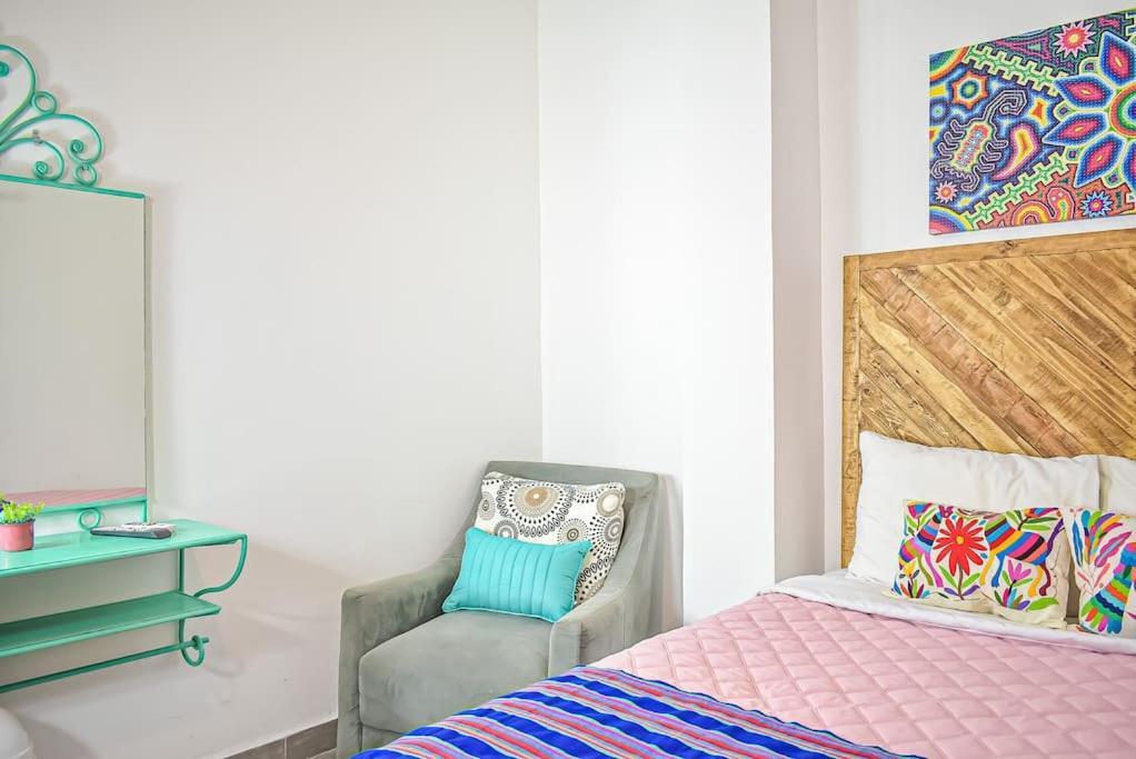 Downtown Beautiful 2Br Apartment Blocks From Beach #5 La Paz Esterno foto